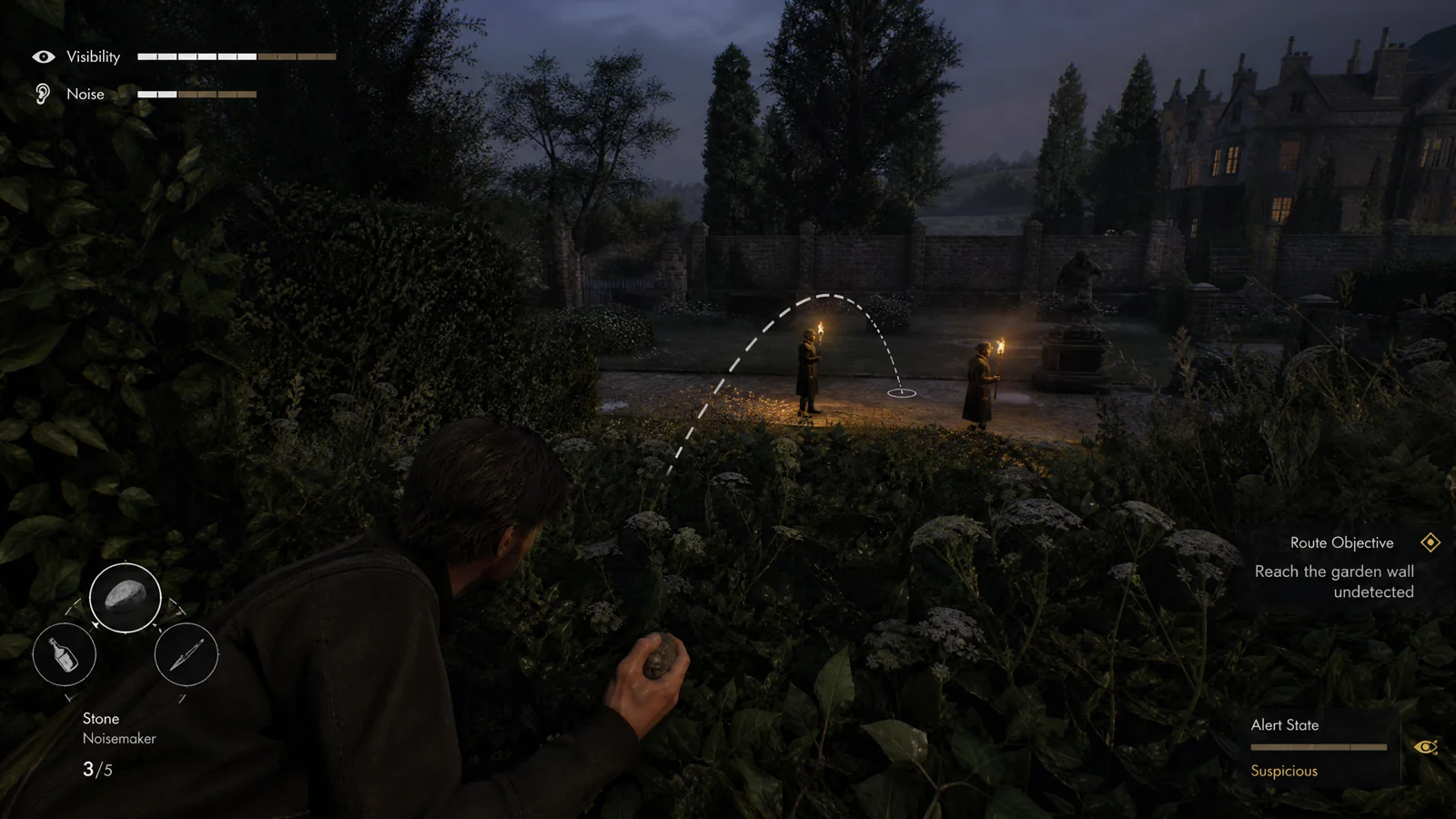 Rural stealth gameplay in hedgerows near a manor with guards, visibility, noise, item and alert HUD.